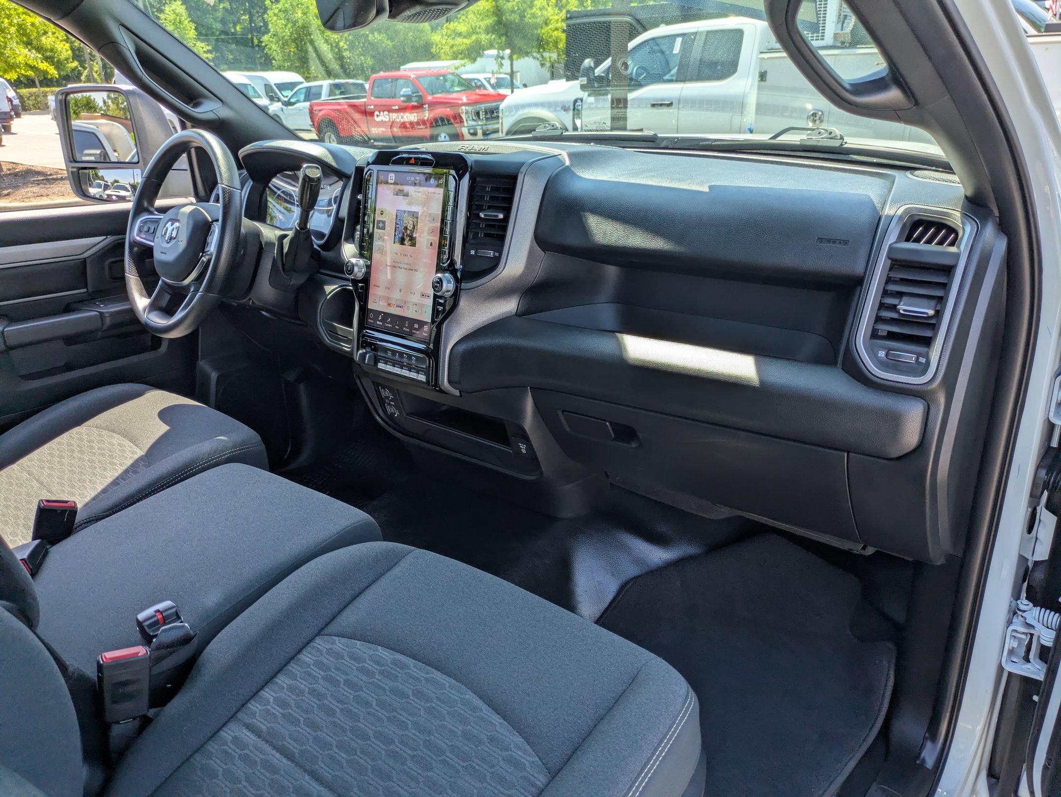 Used 2026 RAM 2500 Tradesman RWD image 32