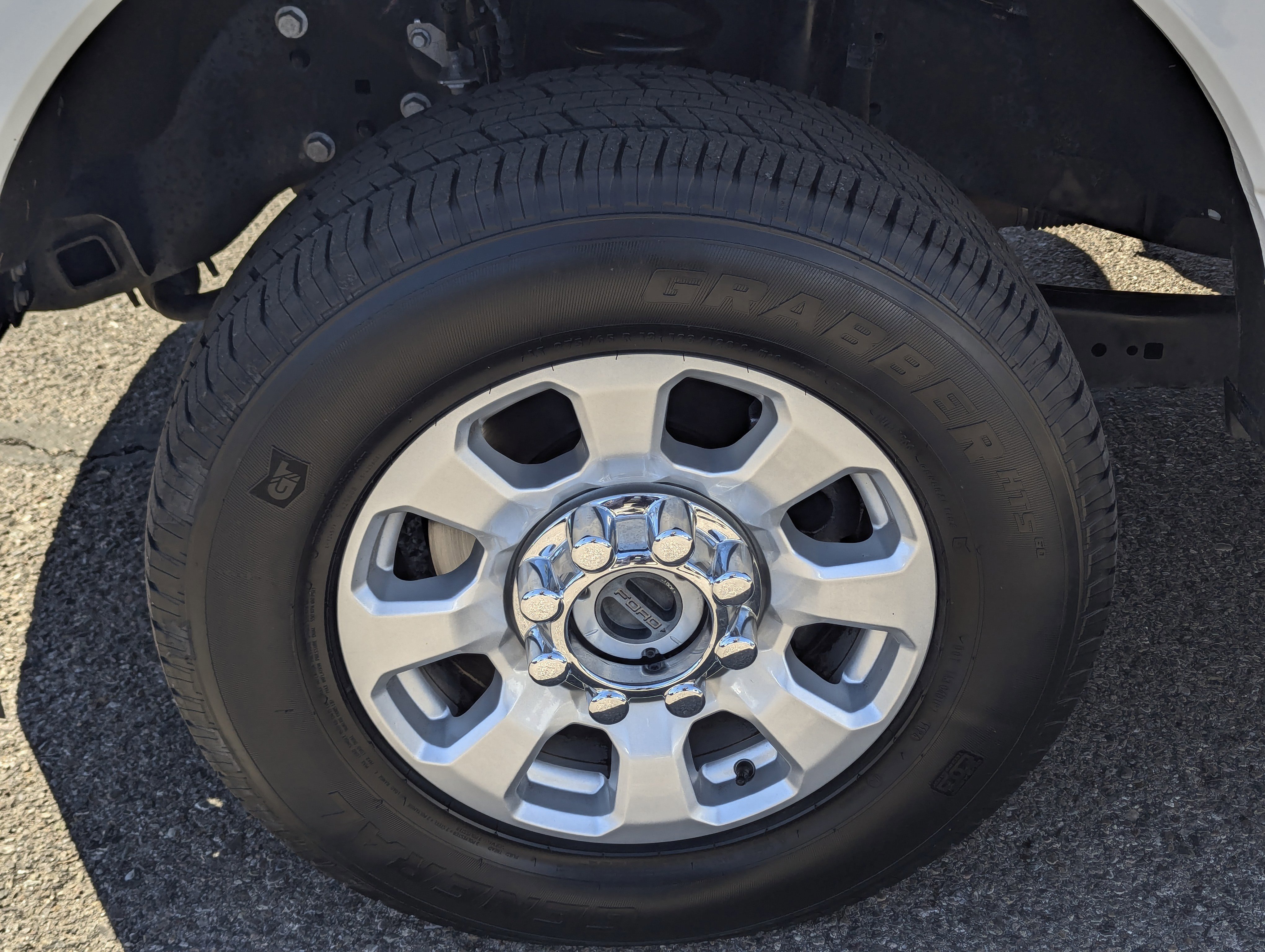 Certified 2024 Ford F250 XLT image 8