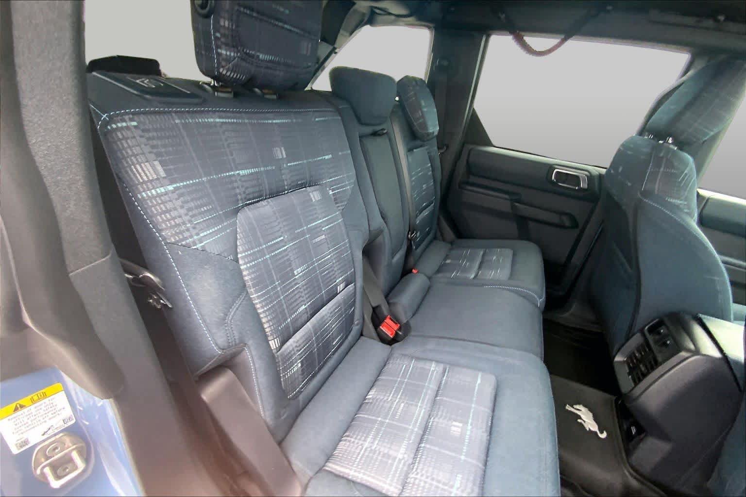 Certified 2025 Ford Bronco Heritage Edition AWD/4WD image 19