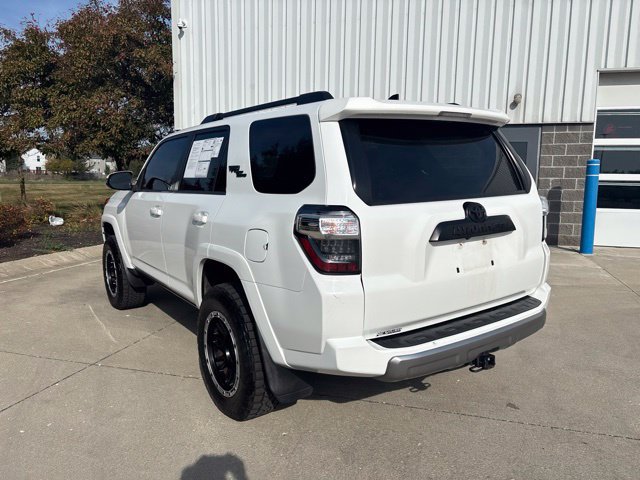 Used 2020 Toyota 4Runner TRD Off-Road Premium w/ Moonroof Package AWD/4WD image 10