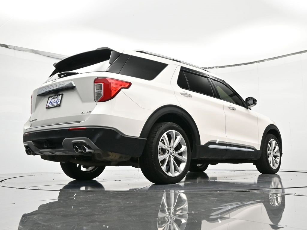 Certified 2023 Ford Explorer Platinum w/ Technology Package image 15