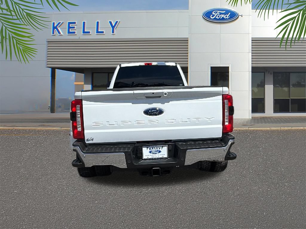 Certified 2025 Ford F450 Lariat AWD/4WD image 4