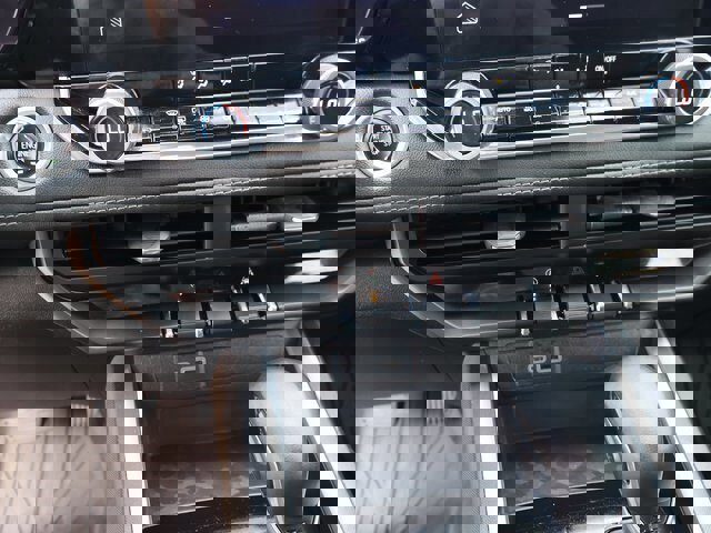 Used 2024 Chevrolet Colorado LT w/ LT Convenience Package image 24