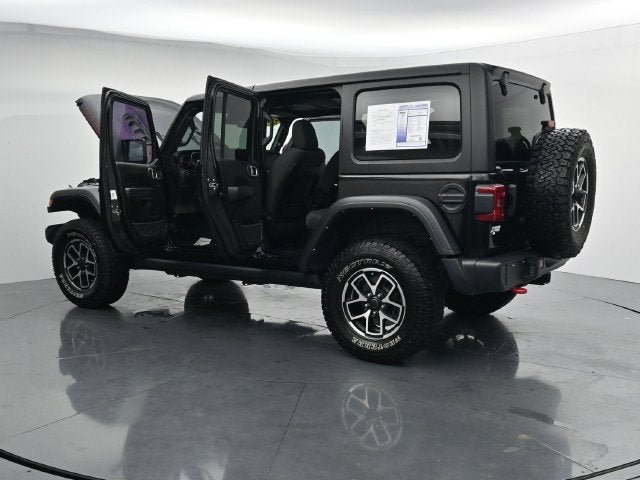 Used 2024 Jeep Wrangler Unlimited Rubicon AWD/4WD image 40