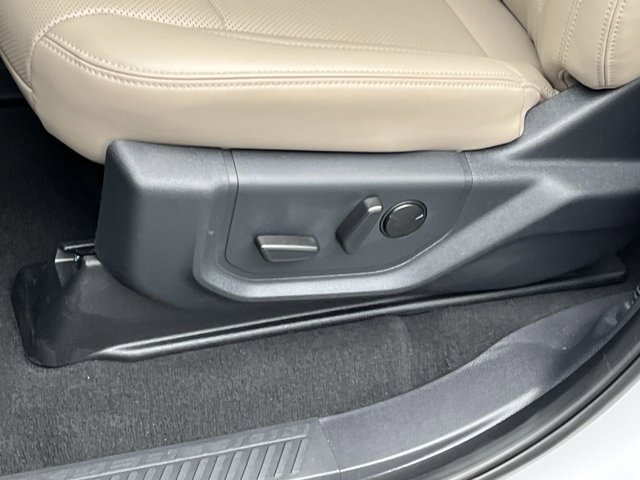 Certified 2024 Ford Expedition XLT AWD/4WD image 12