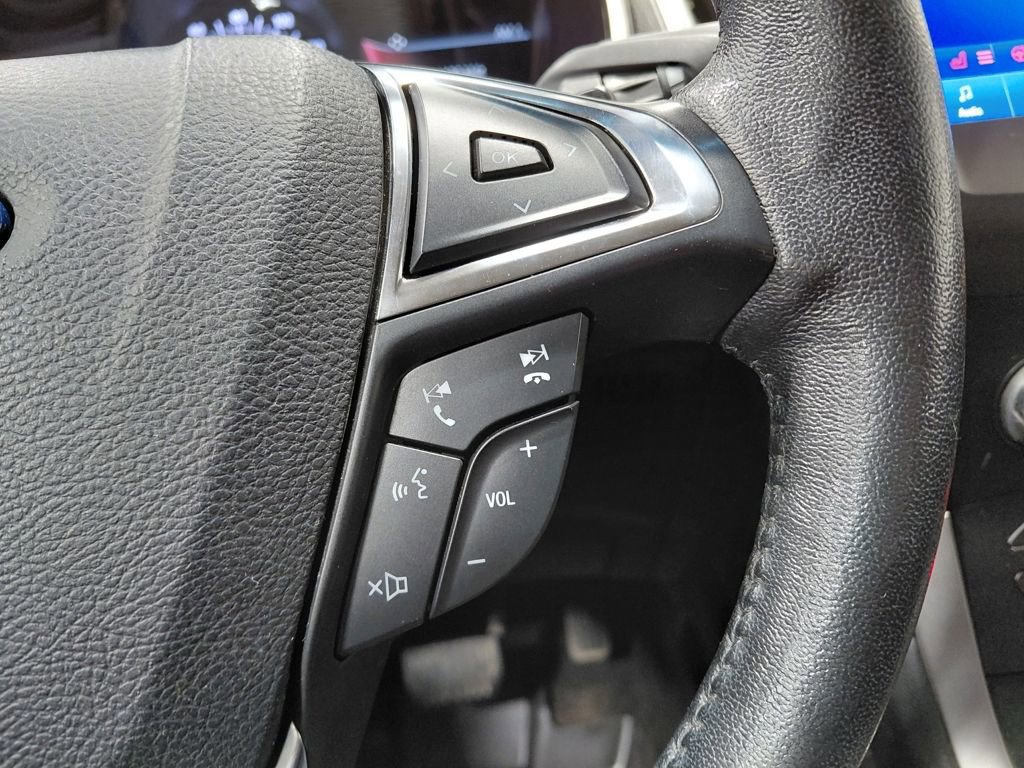 Certified 2019 Ford Edge SEL w/ Equipment Group 201A image 33