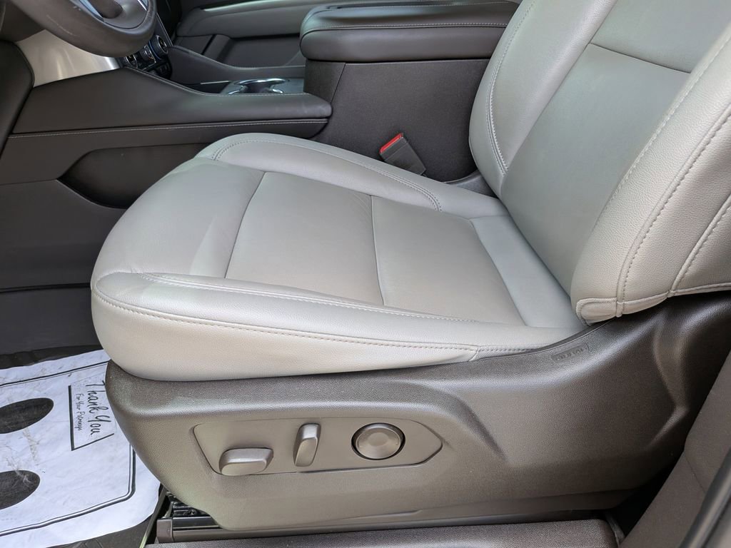 Used 2021 Chevrolet Tahoe Z71 image 24