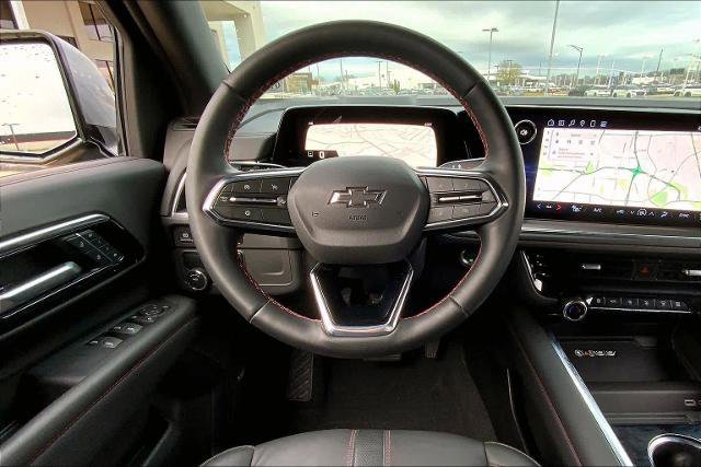 Used 2025 Chevrolet Suburban RST w/ Comfort Package image 8