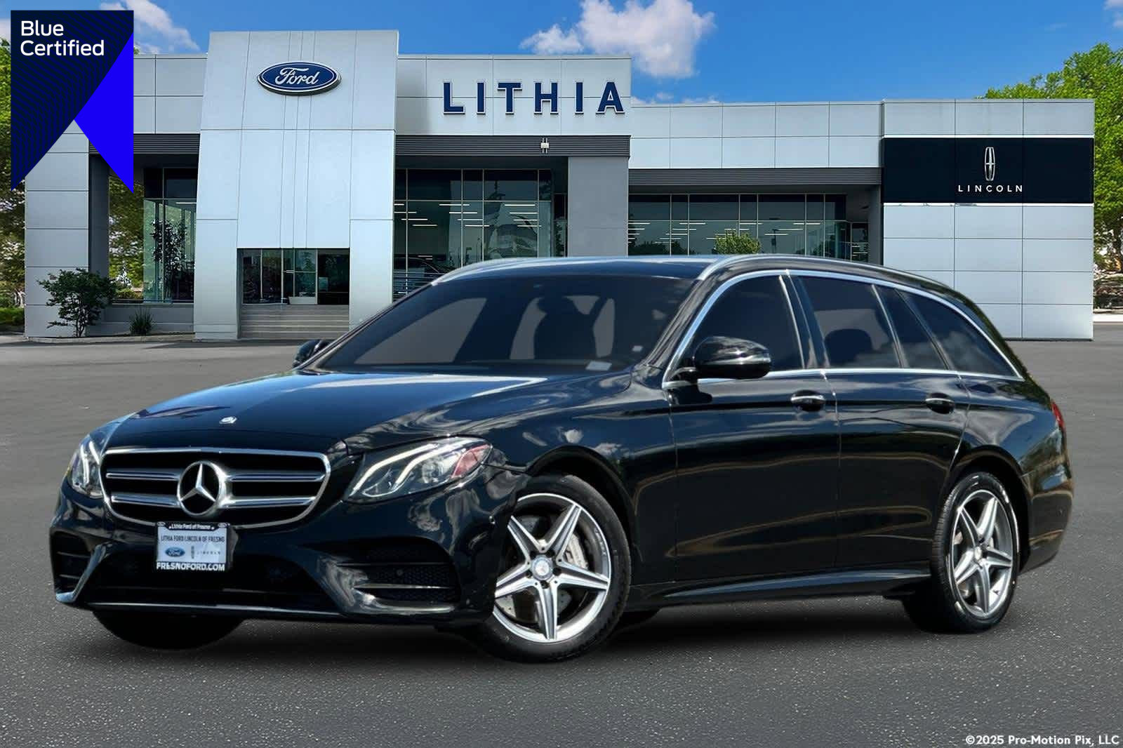 Used 2017 Mercedes-Benz E 400 4MATIC Wagon image 1