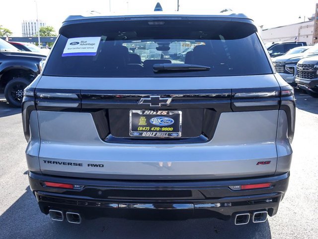 Used 2026 Chevrolet Traverse RS w/ LPO, Floor Liner Package AWD/4WD image 8