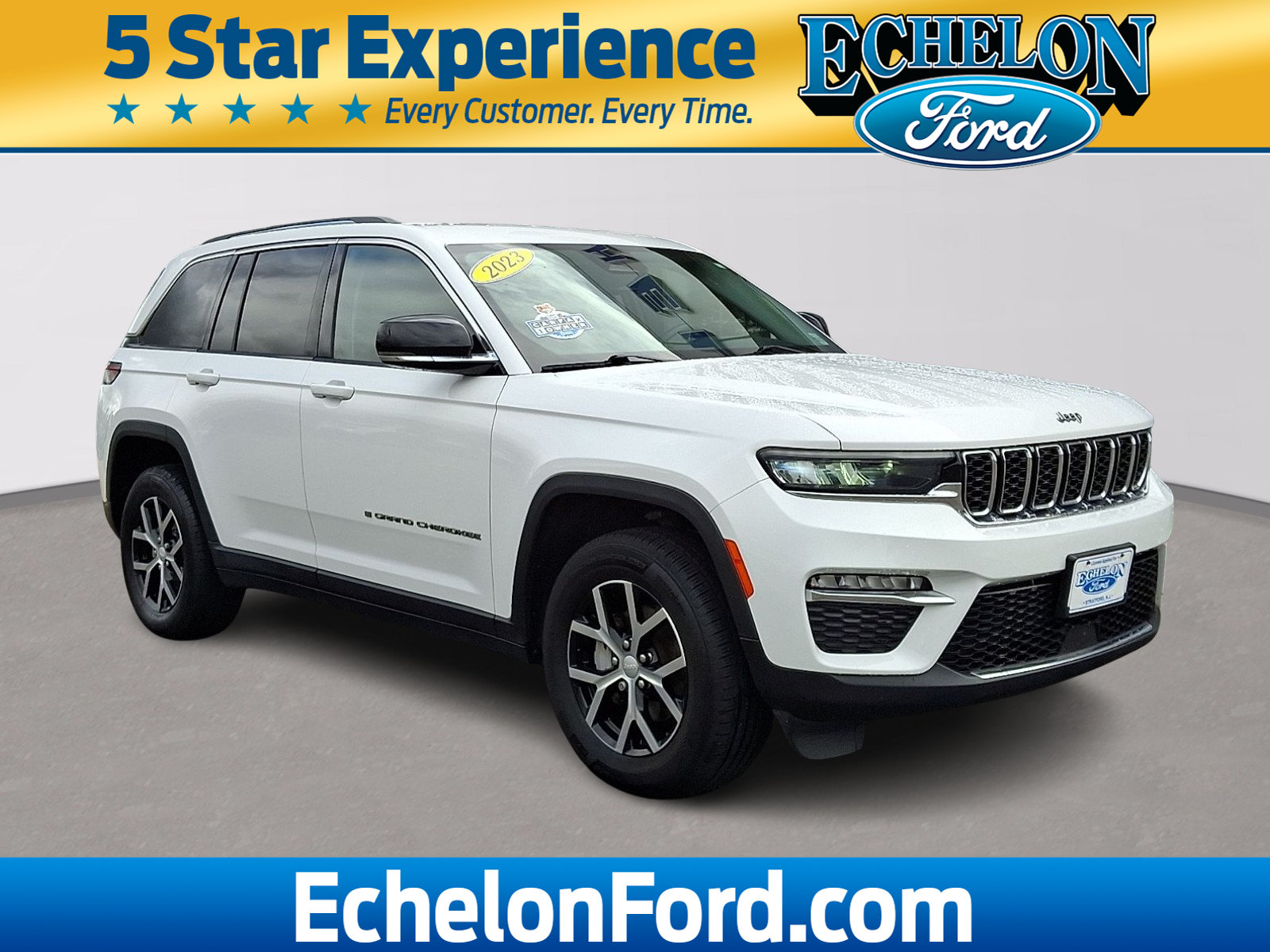 Used 2023 Jeep Grand Cherokee Limited AWD/4WD image 1