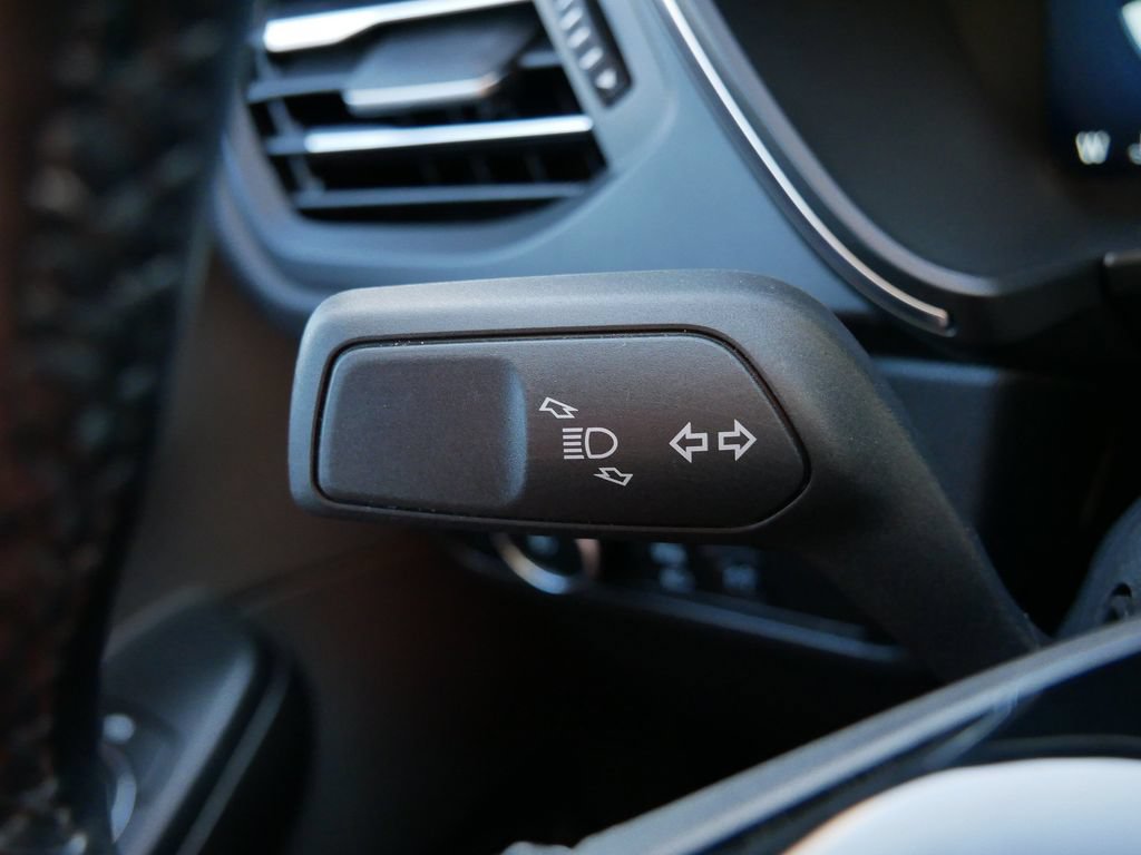 Certified 2024 Ford Escape Platinum AWD/4WD image 19