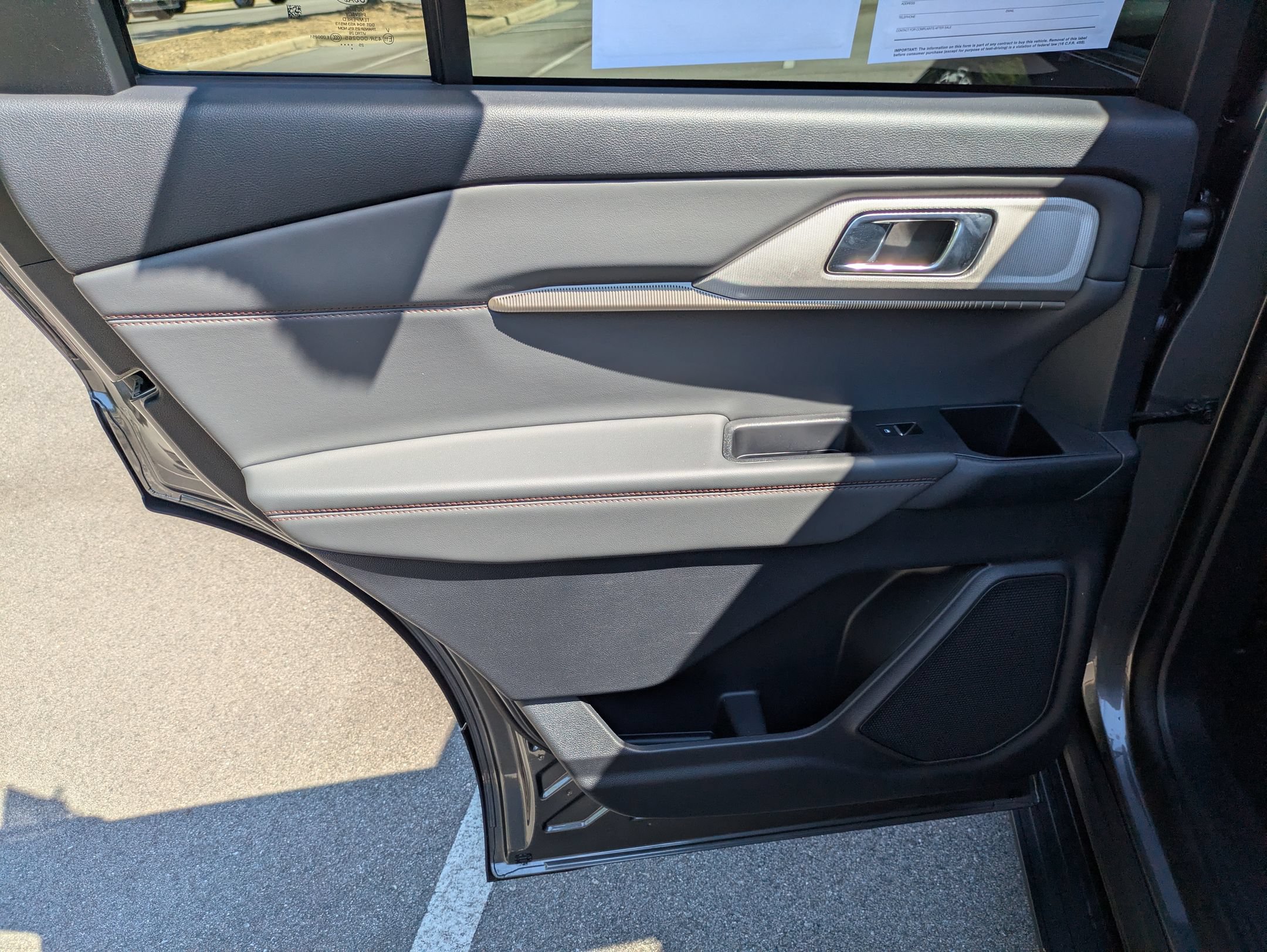 Certified 2026 Ford Explorer Active RWD image 30