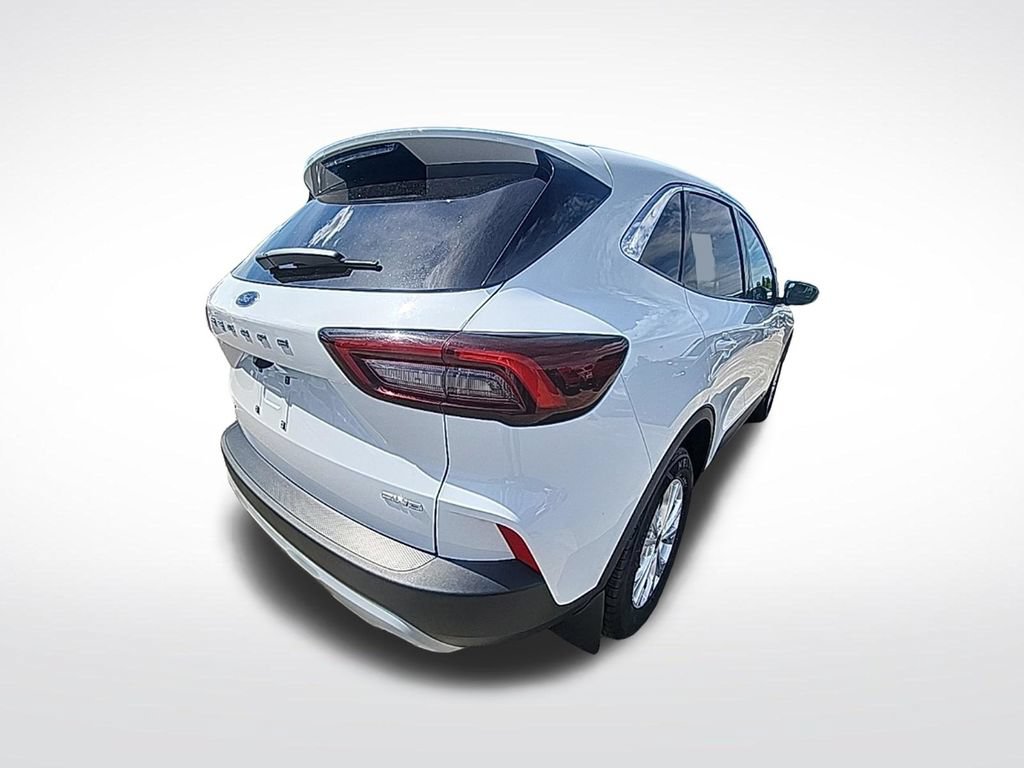 Certified 2023 Ford Escape Active AWD/4WD image 8