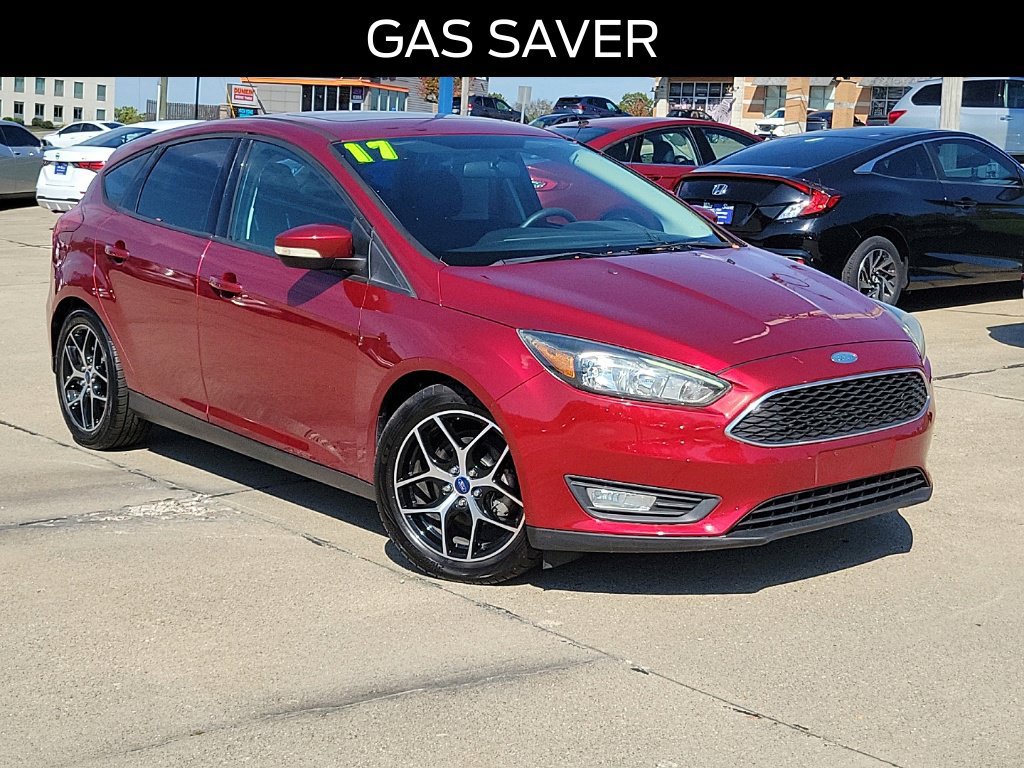 Certified 2017 Ford Focus SEL w/ Interior Protection Package FWD image 32