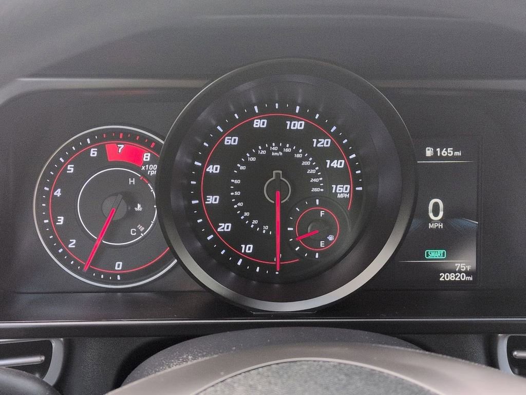 Used 2023 Hyundai Elantra SEL FWD image 14