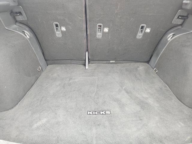 Used 2022 Nissan Kicks SV FWD image 33