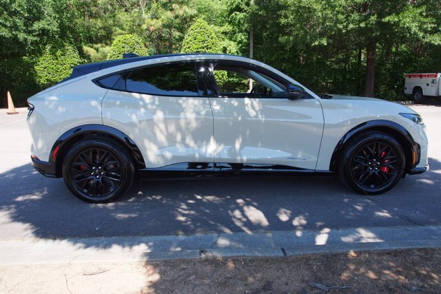 Certified 2025 Ford Mustang Mach-E Premium w/ Sport Appearance Package AWD/4WD image 8