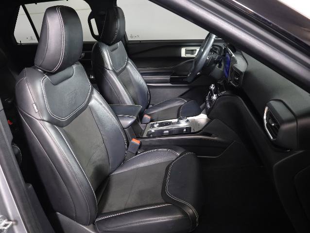 Certified 2022 Ford Explorer ST image 9