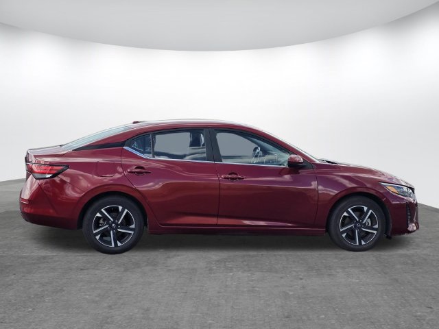 Used 2024 Nissan Sentra SV FWD image 3
