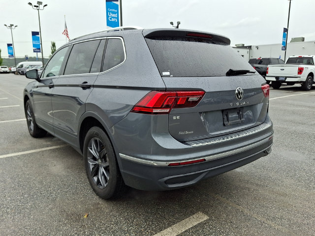 Used 2023 Volkswagen Tiguan SE w/ Panoramic Sunroof Package AWD/4WD image 8