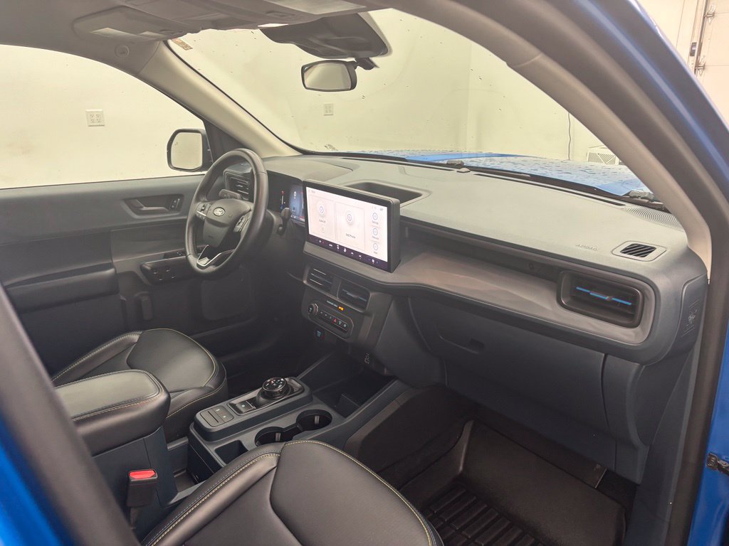 Certified 2025 Ford Maverick Lobo AWD/4WD image 31