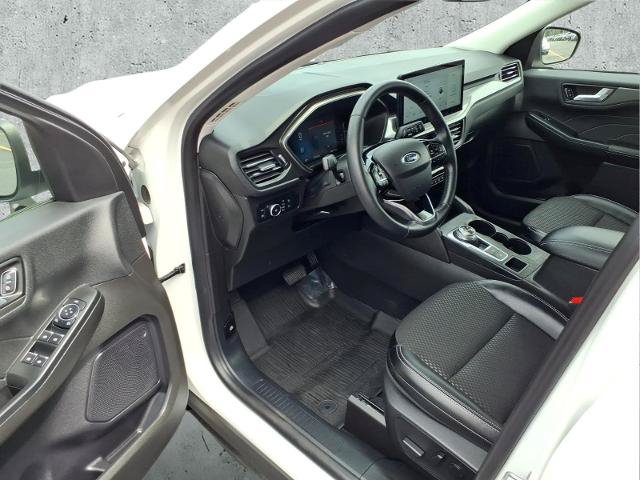 Certified 2024 Ford Escape SE FWD image 14
