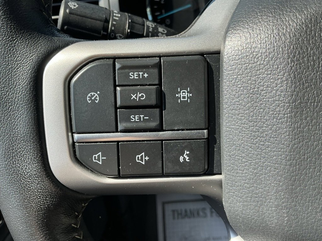 Certified 2024 Ford Expedition XLT image 33