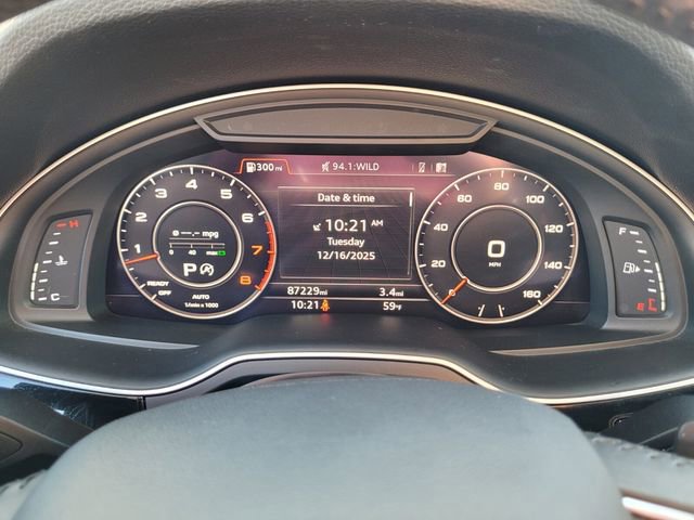 Used 2019 Audi Q7 3.0T Prestige image 31