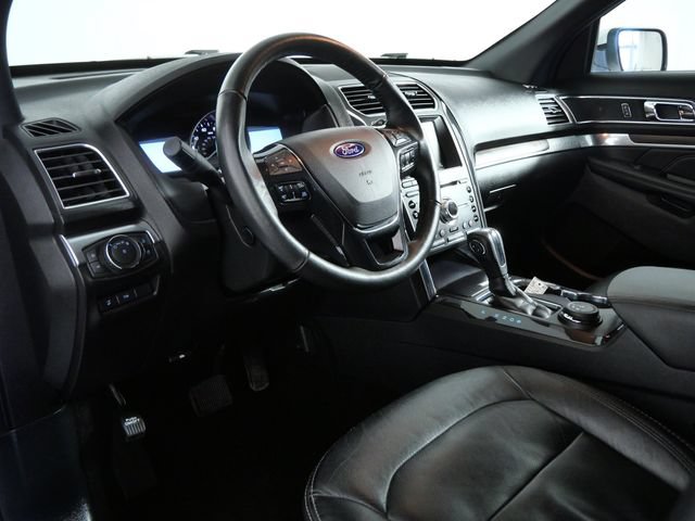 Certified 2018 Ford Explorer Limited w/ Equipment Group 301A AWD/4WD image 12