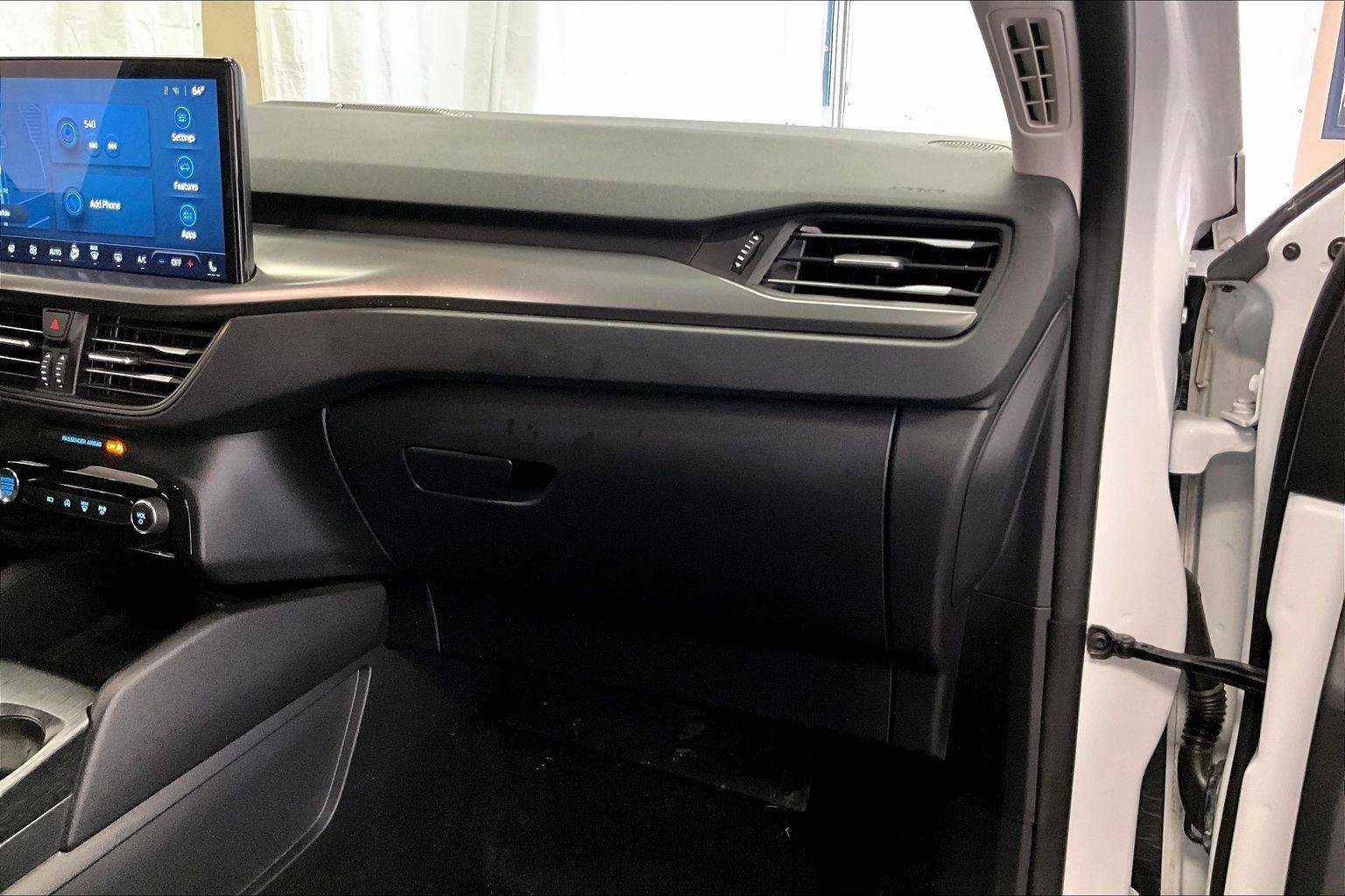 Certified 2024 Ford Escape Active w/ Tech Pack #2 image 15