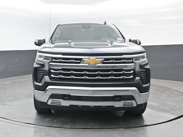 Used 2024 Chevrolet Silverado 1500 LTZ w/ Z71 Off-Road Package AWD/4WD image 2