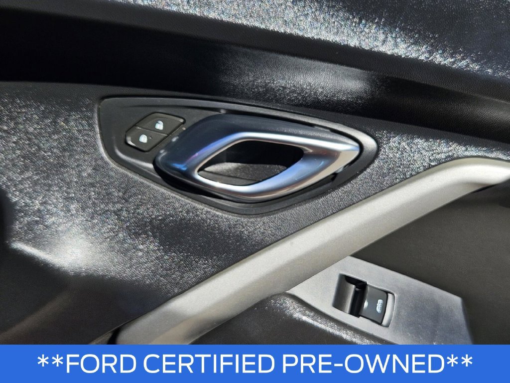 Used 2020 Chevrolet Camaro LT RWD image 12