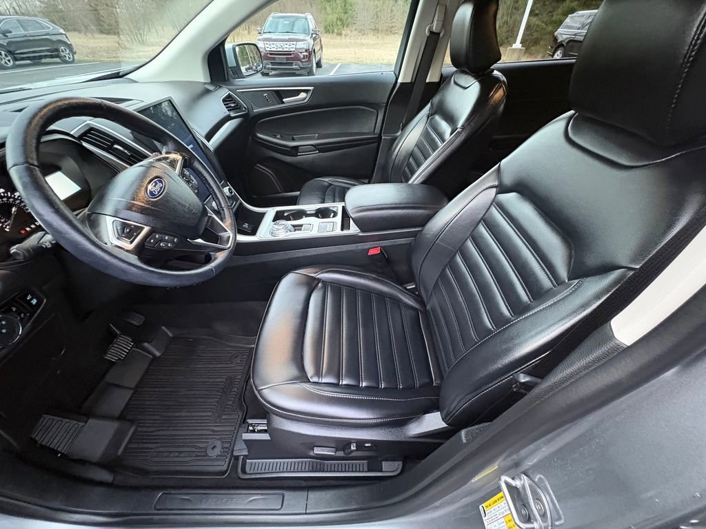 Certified 2024 Ford Edge SEL w/ Convenience Package image 12
