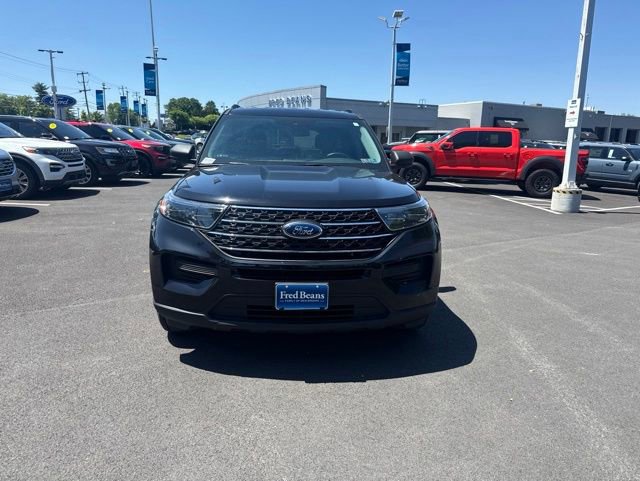 Certified 2022 Ford Explorer XLT w/ Class IV Trailer Tow Package AWD/4WD image 2