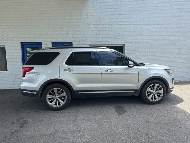 Certified 2018 Ford Explorer Limited FWD image 5