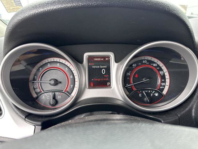 Used 2018 Dodge Journey SXT w/ Connectivity Group FWD image 19