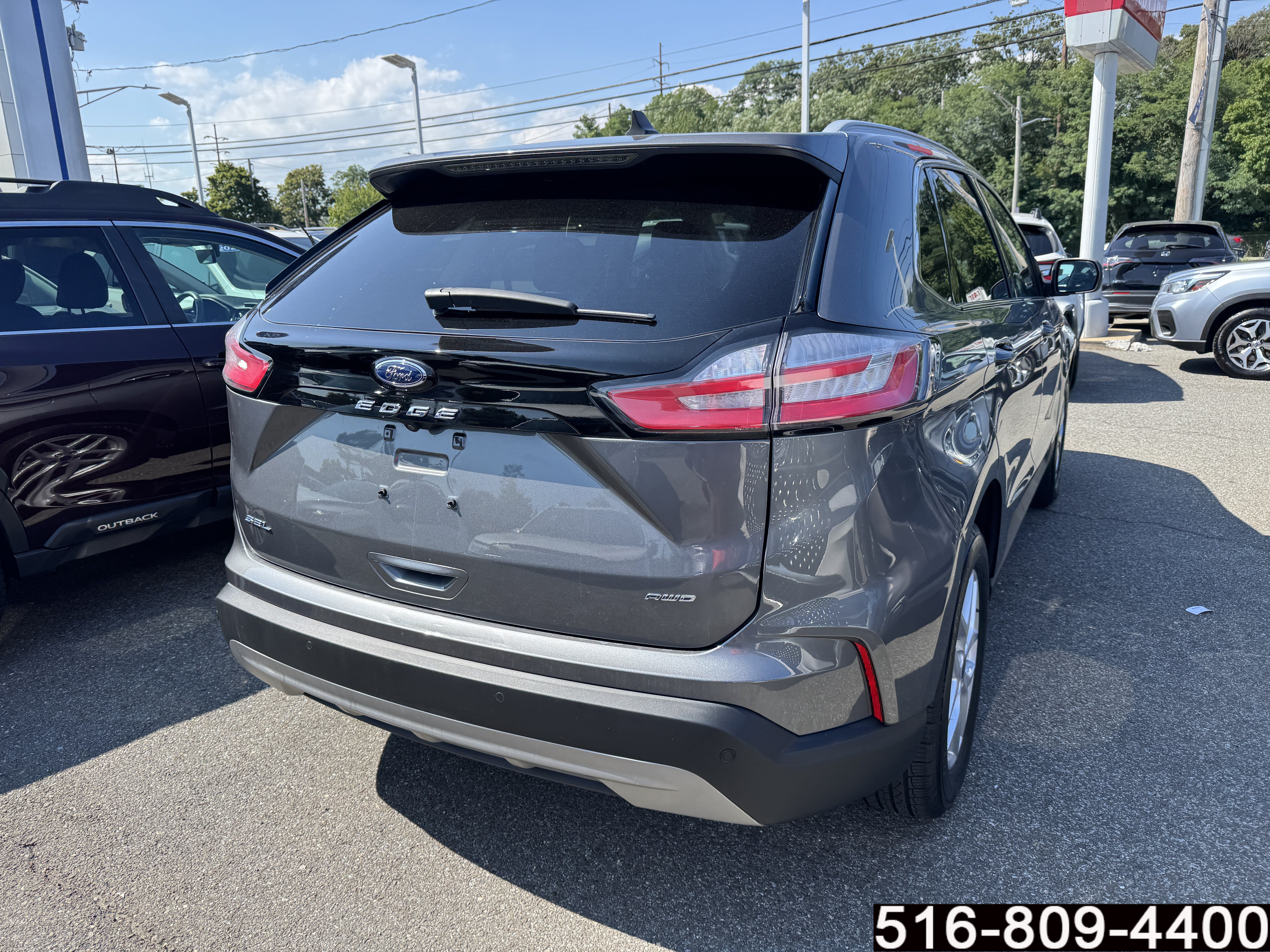 Certified 2023 Ford Edge SEL w/ Convenience Package AWD/4WD image 4