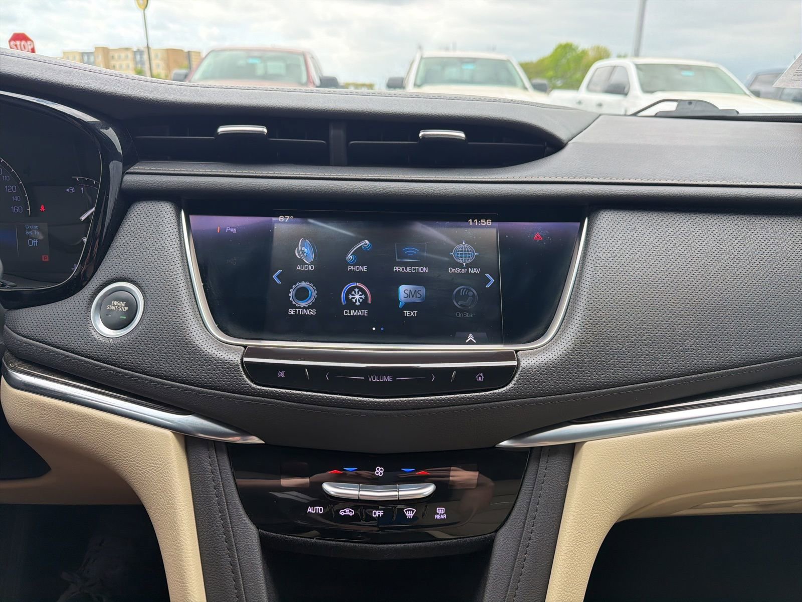 Used 2019 Cadillac XT5 FWD image 21