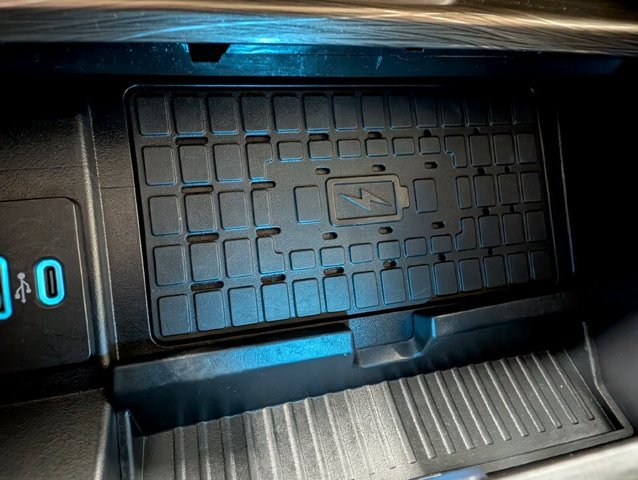 Certified 2024 Ford Expedition Limited AWD/4WD image 8
