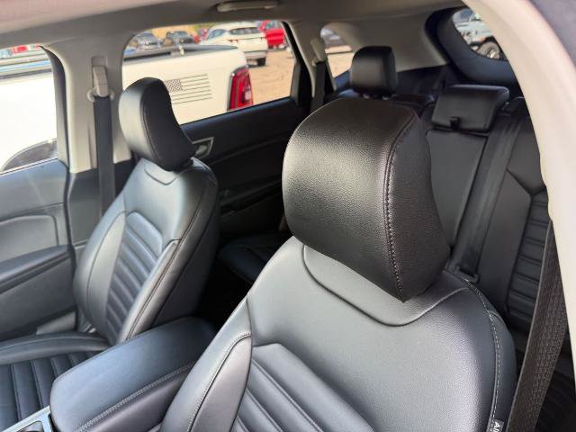 Certified 2024 Ford Edge SEL w/ Convenience Package AWD/4WD image 29