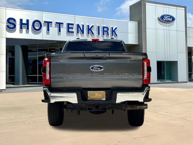 Certified 2025 Ford F250 Lariat w/ FX4 Off-Road Package AWD/4WD image 8