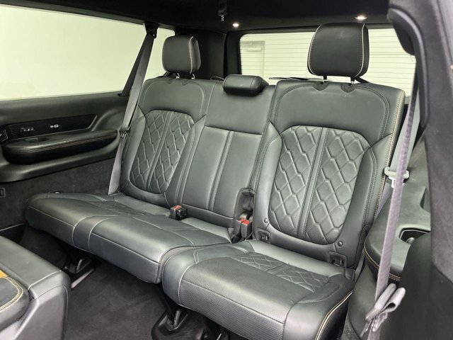 Used 2024 Jeep Grand Wagoneer L Series III AWD/4WD image 14