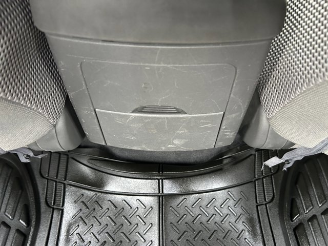 Used 2019 Nissan Frontier SV image 32