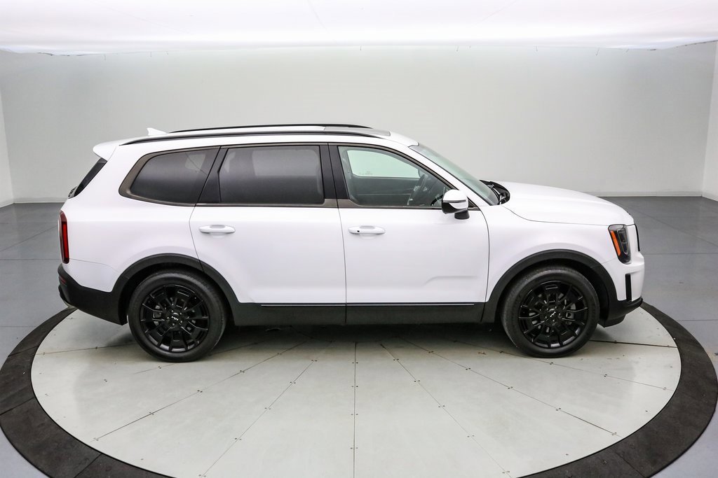 Used 2022 Kia Telluride EX w/ EX Premium Package image 6