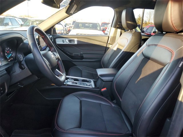 Certified 2023 Ford Explorer ST-Line w/ Class IV Trailer Tow Package image 13