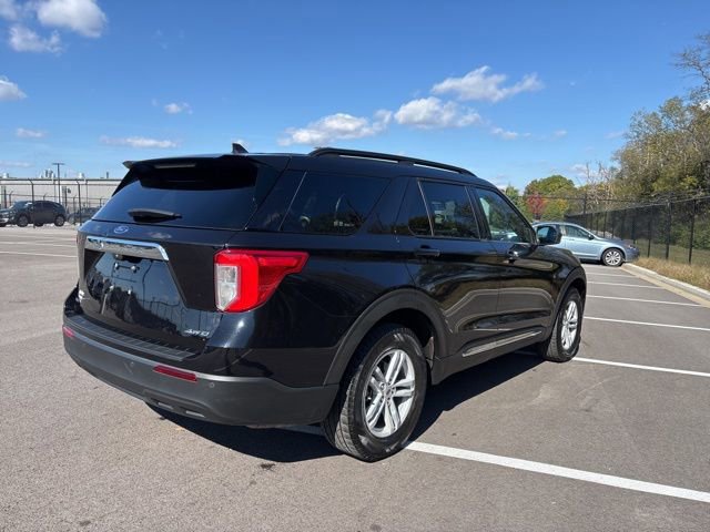 Certified 2023 Ford Explorer XLT image 4