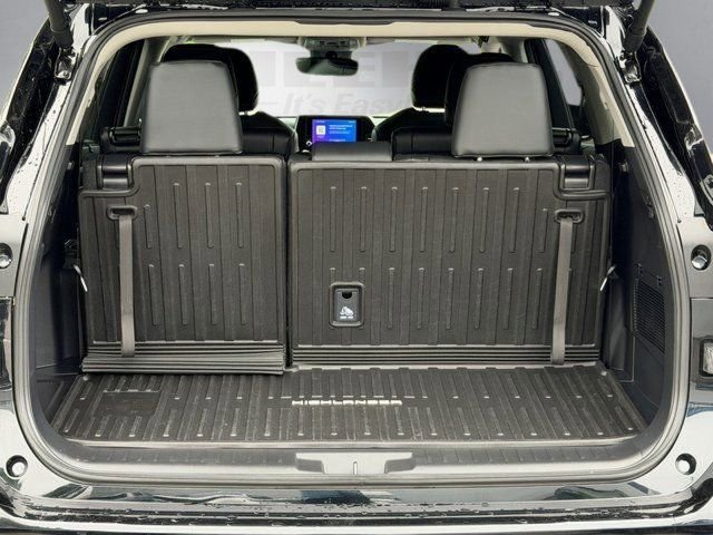 Used 2026 Toyota Highlander XLE AWD/4WD image 28