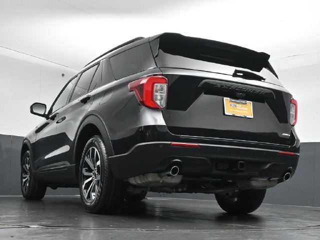 Certified 2024 Ford Explorer ST-Line w/ Class IV Trailer Tow Package AWD/4WD image 40