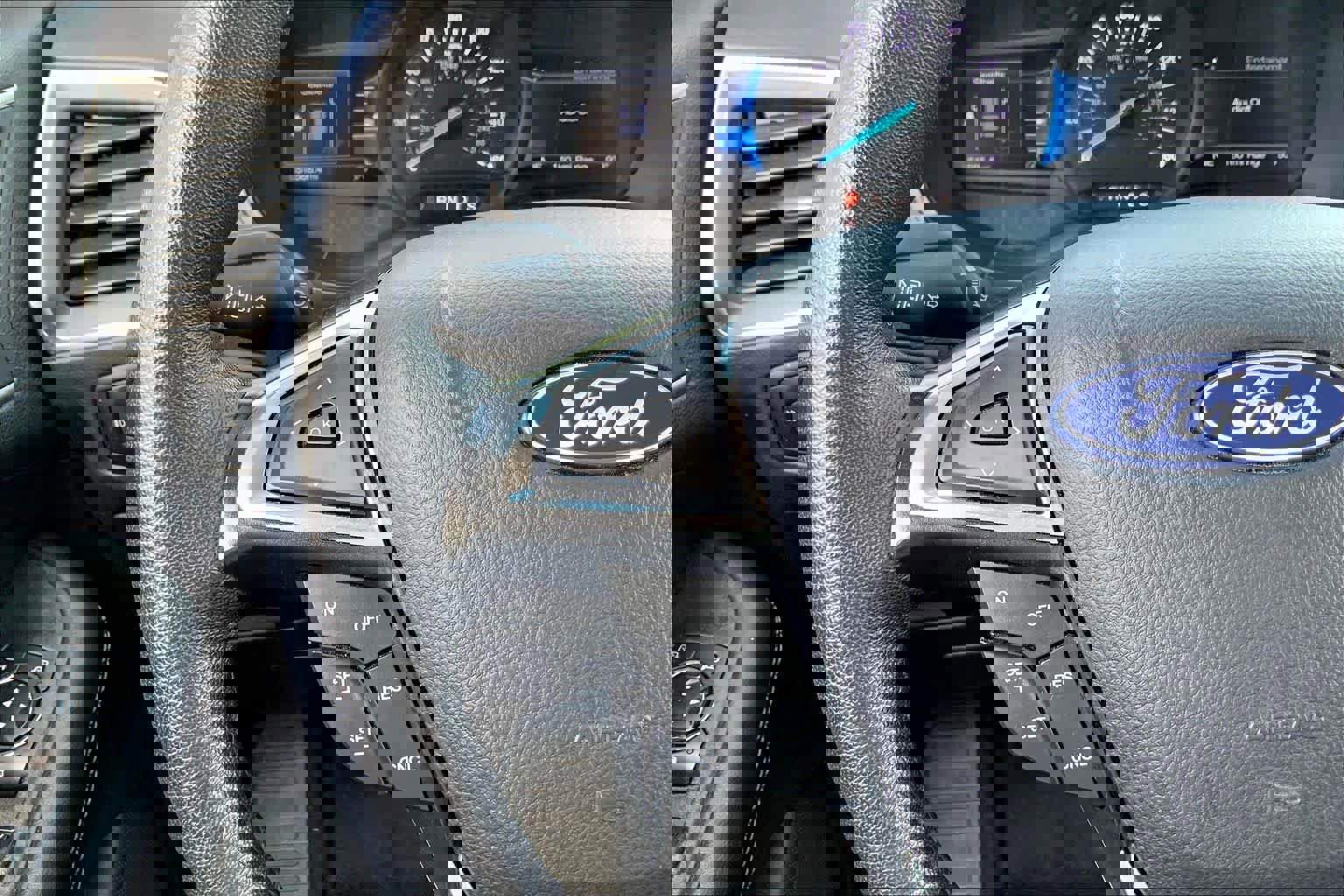 Certified 2024 Ford Edge Titanium image 23